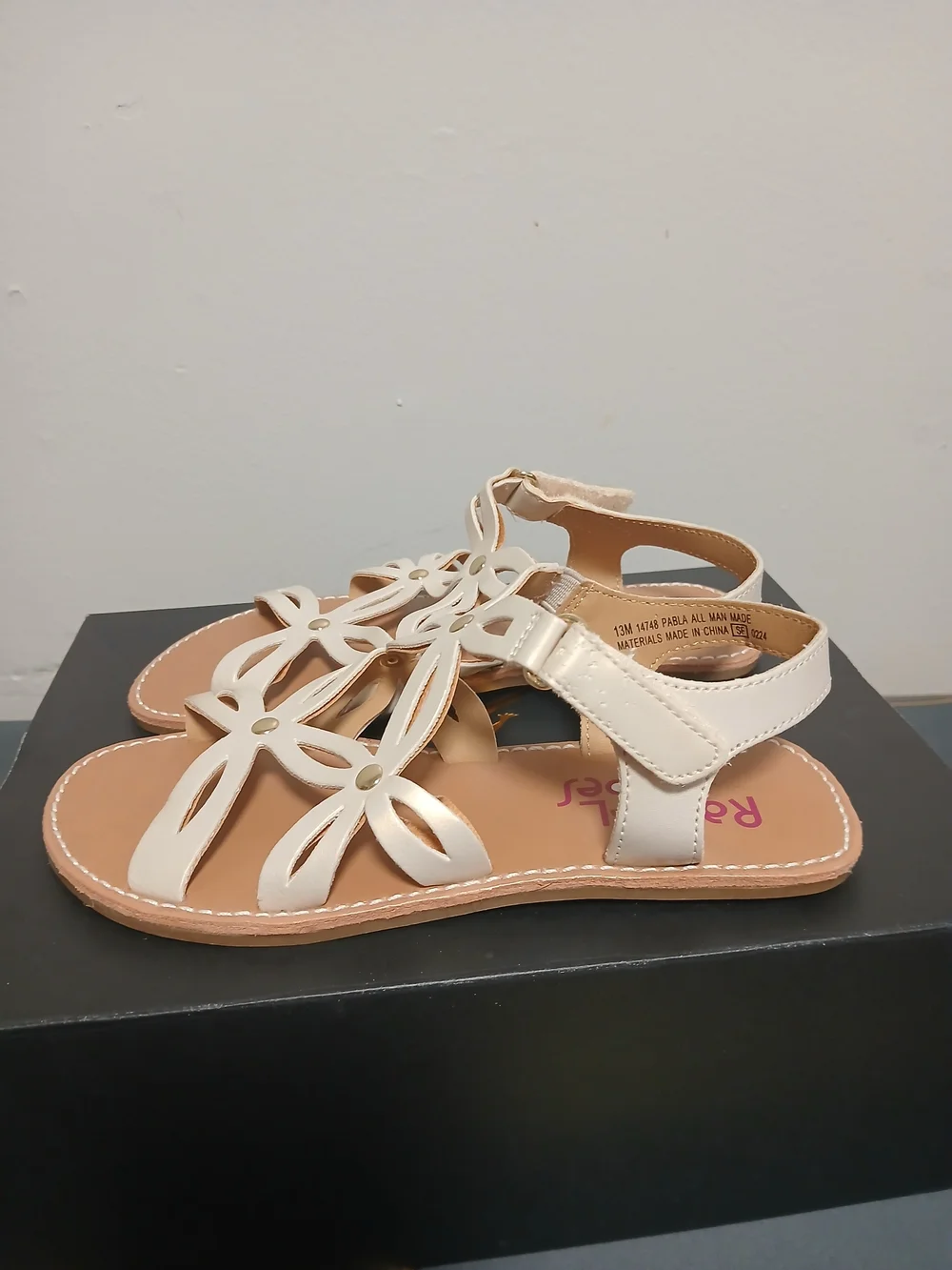 Rachel Shoes Women's Cream Floral Cutout Sandals